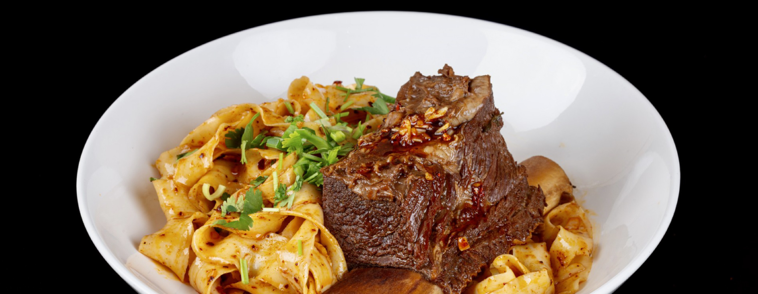 Appetizers with sauce